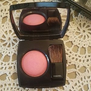 Chanel blush Crescendo used